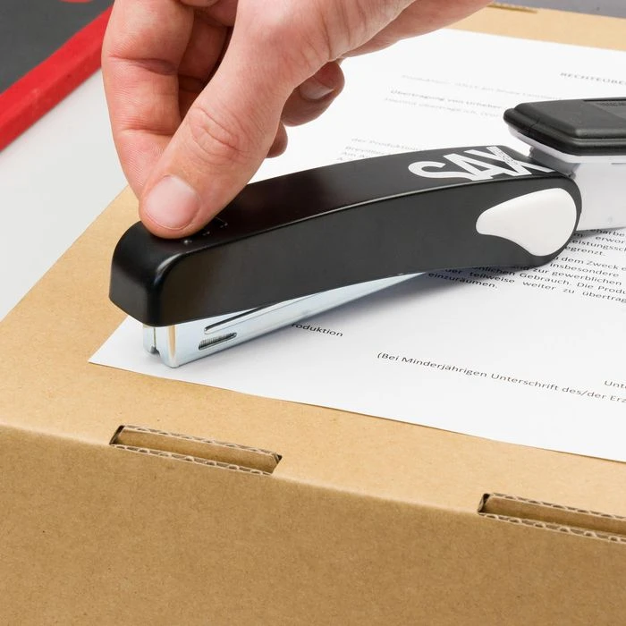 Sax Heftgerät Design 249, 0-249-19, Heftleistung 25 Blatt, Schwarz - Image 2